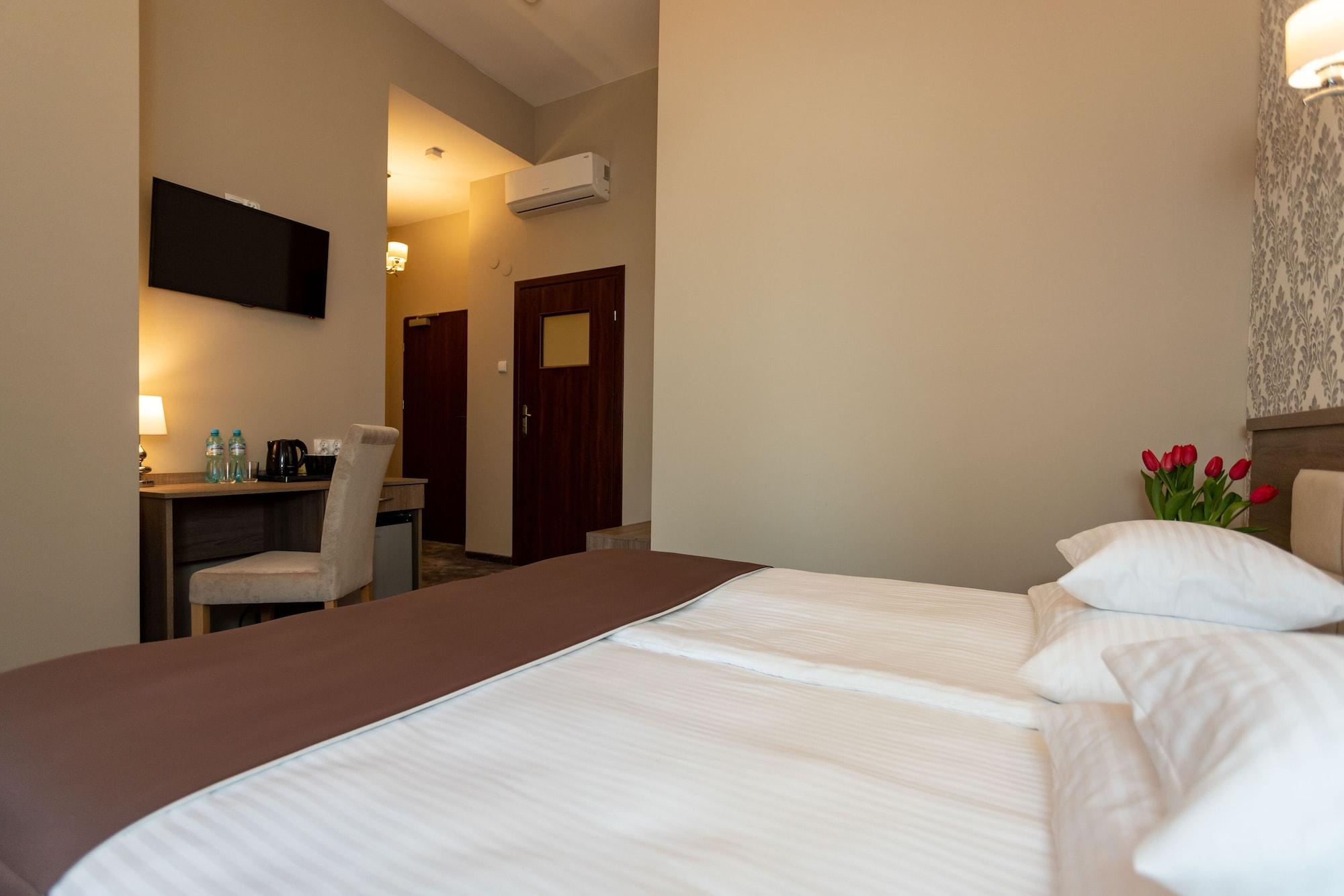 Hotel Maximum 크라쿠프 외부 사진