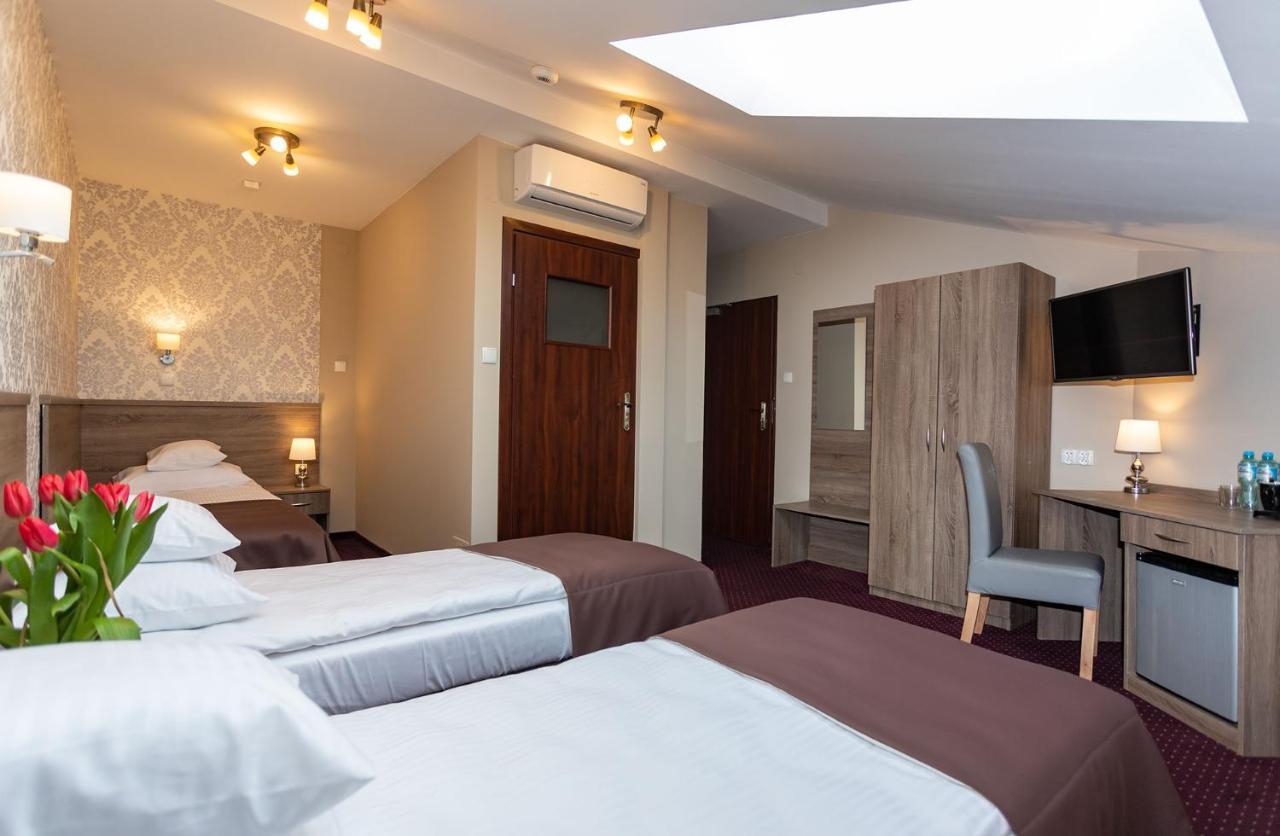 Hotel Maximum 크라쿠프 외부 사진